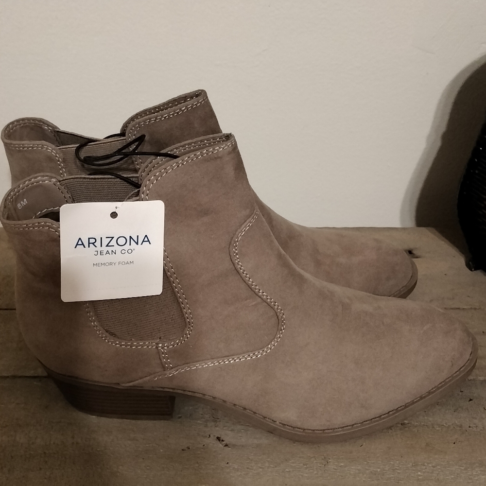 Light Brown Booties - image 4